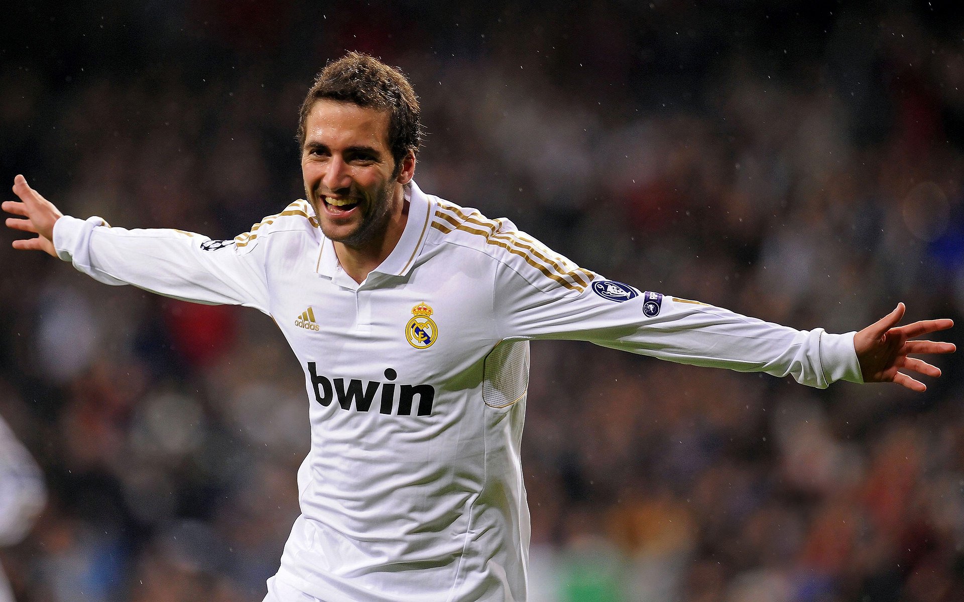 Kaiyun APP-“德甲激烈战况，强队纷纷展现以实力”，德甲阵容